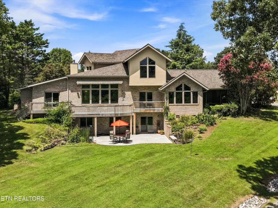 3430 Old Niles Ferry Rd, Maryville, TN 37803 - #3