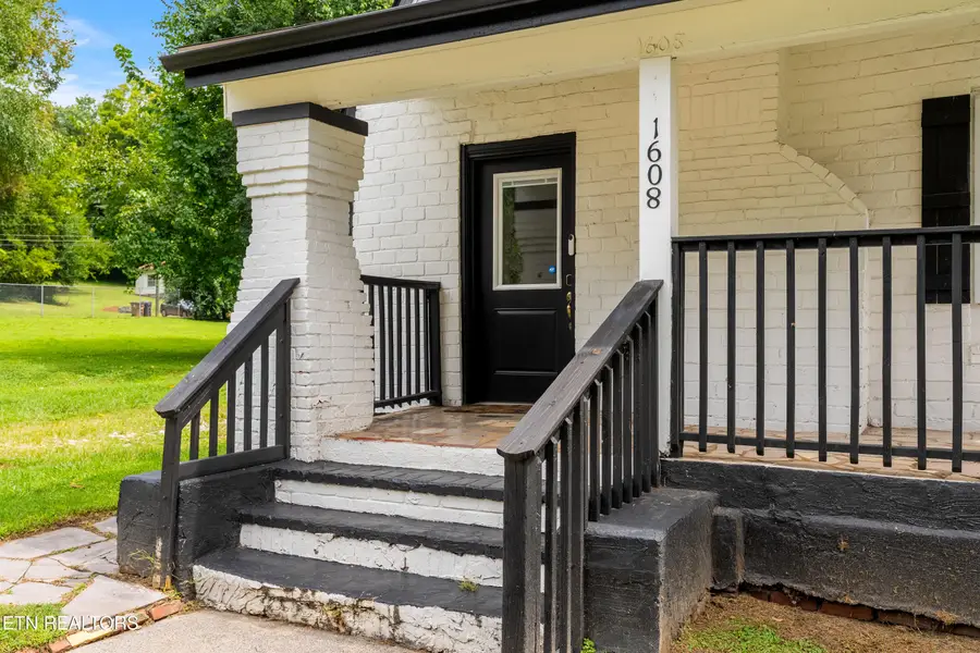 1608 Wilder Place, Knoxville, TN 37915 - #3