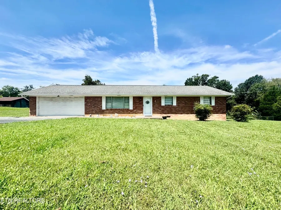 4813 E Emory Rd, Knoxville, TN 37938 - #2