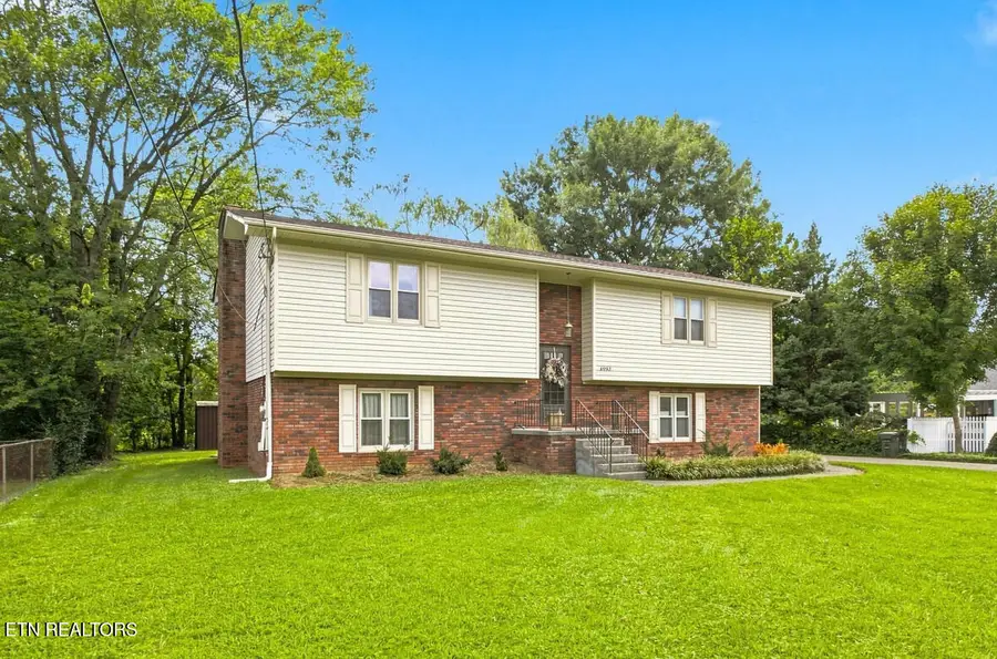 4997 Beverly Rd, Knoxville, TN 37918 - #2