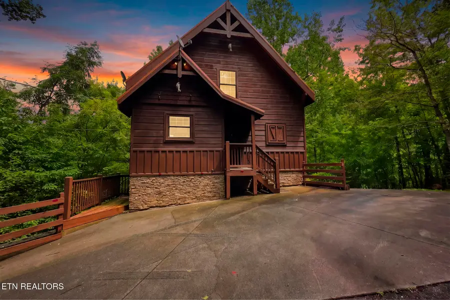2416 Balsam Circle, Sevierville, TN 37876 - #2