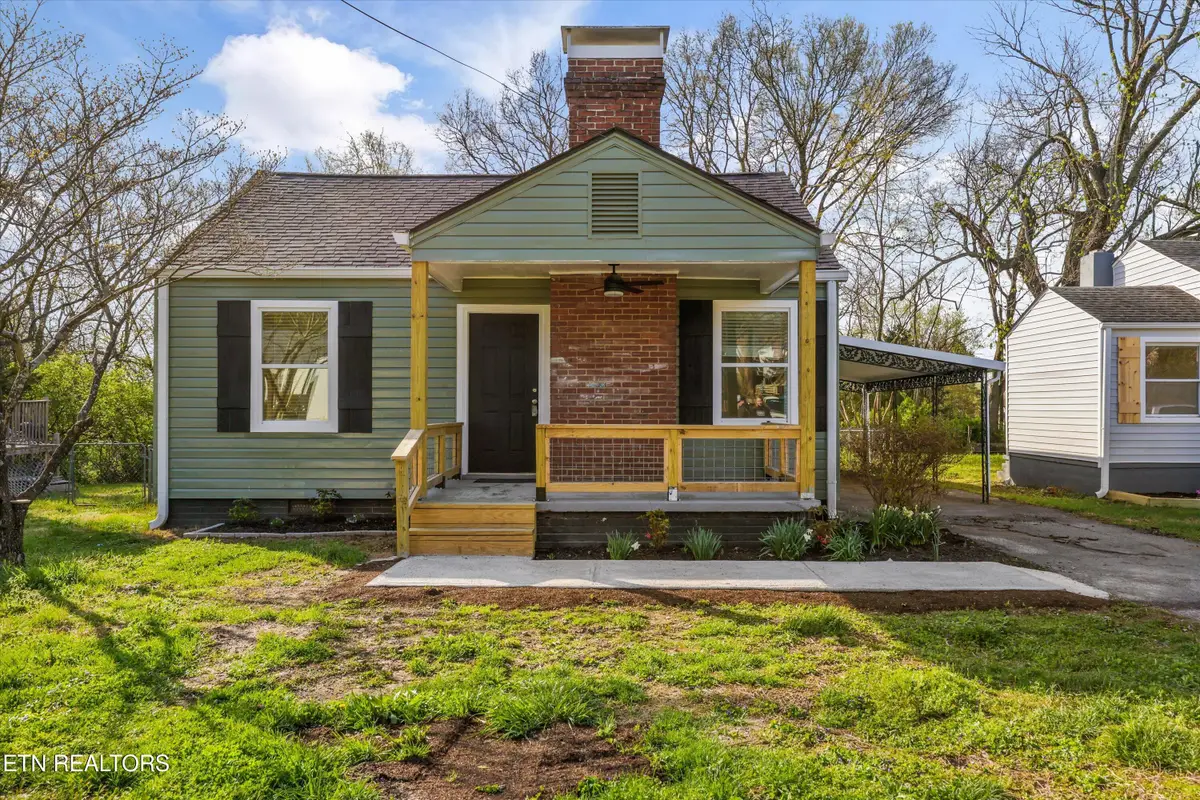 2428 Lawson Ave, Knoxville, TN 37917 - #1