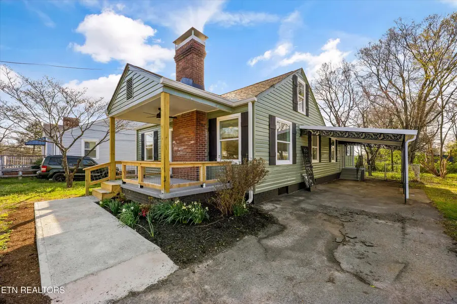 2428 Lawson Ave, Knoxville, TN 37917 - #2