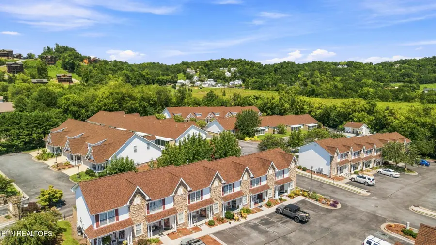 533 Orchard Valley Way #UNIT 332, Sevierville, TN 37862 - #3