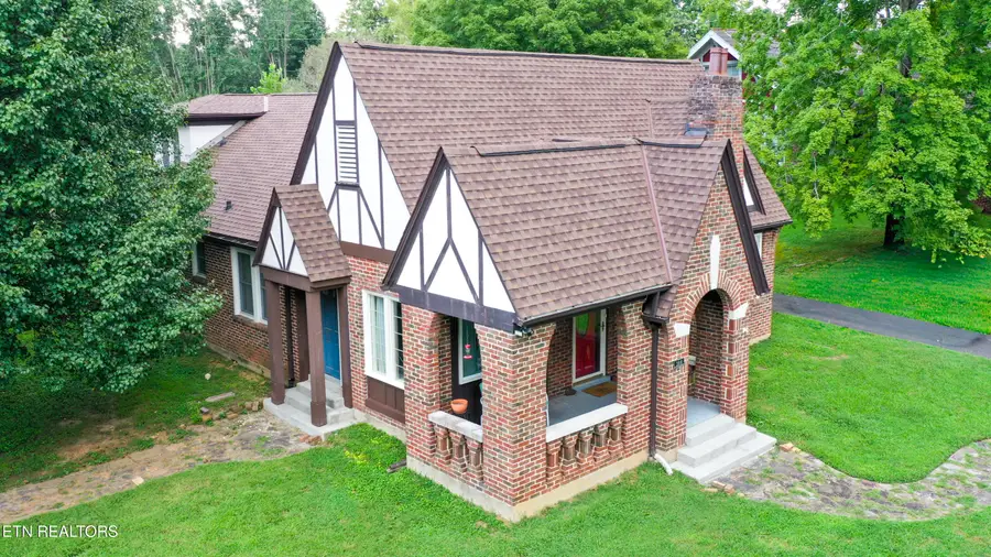 308 Clifton Heights Rd, Newport, TN 37821 - #3