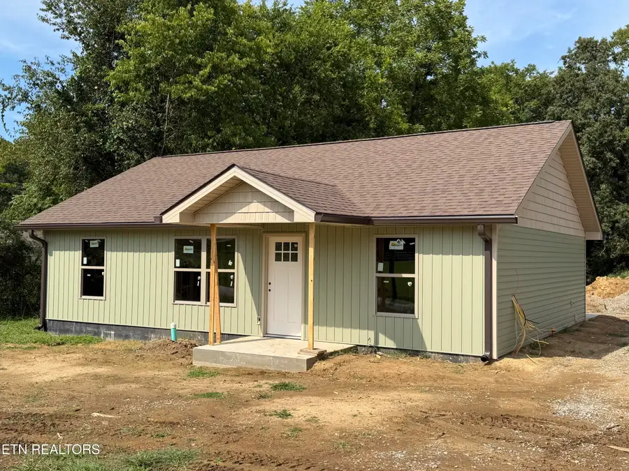 305A S Fowler St, Clinton, TN 37716 - #2