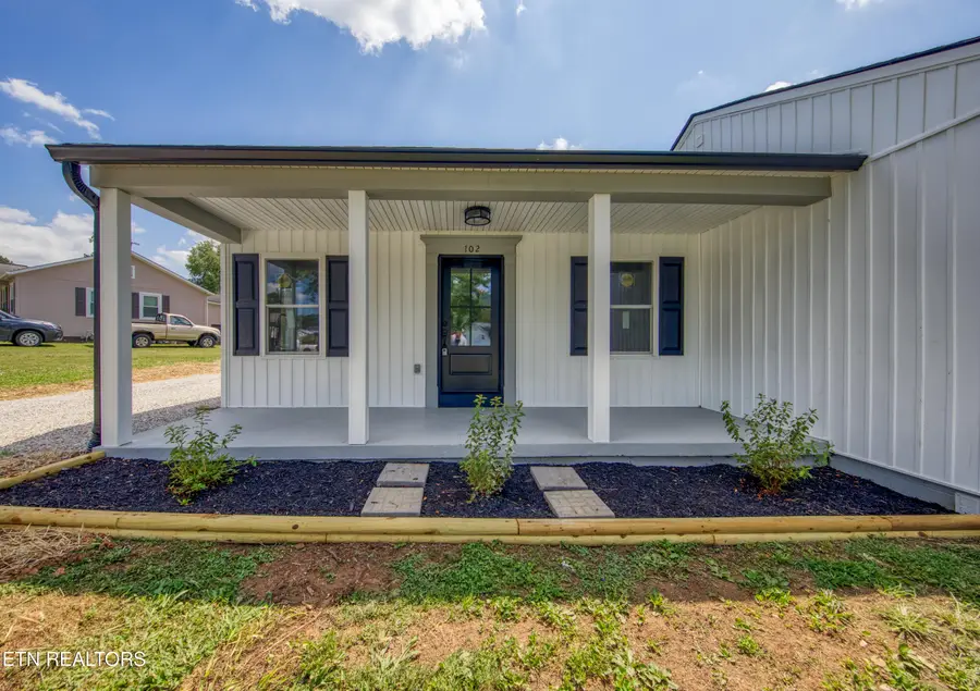 102 Love Drive, Harriman, TN 37748 - #3