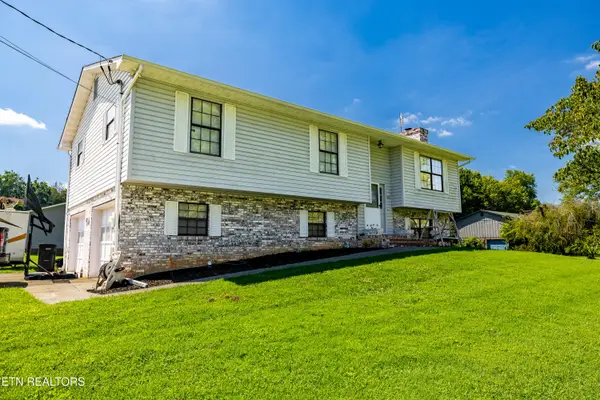 521 Deerfield Circle, Maryville, TN 37804