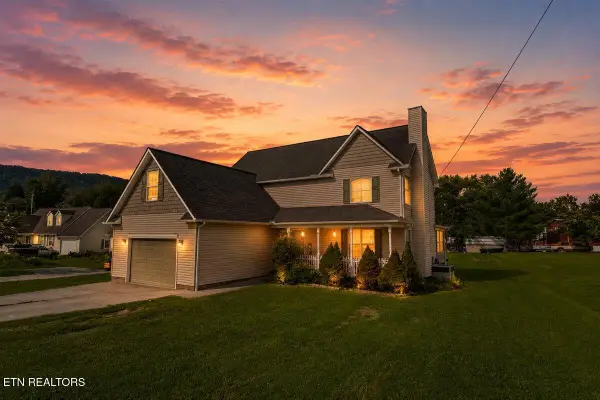 356 Elkins Rd, Jacksboro, TN 37757