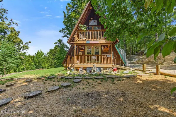 105 Payne Mountain Rd, Tellico Plains, TN 37385