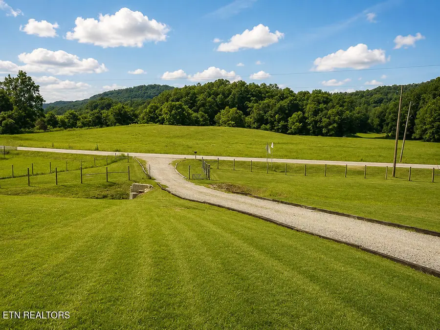 1528 Highway 70 S, Rogersville, TN 37857 - #3