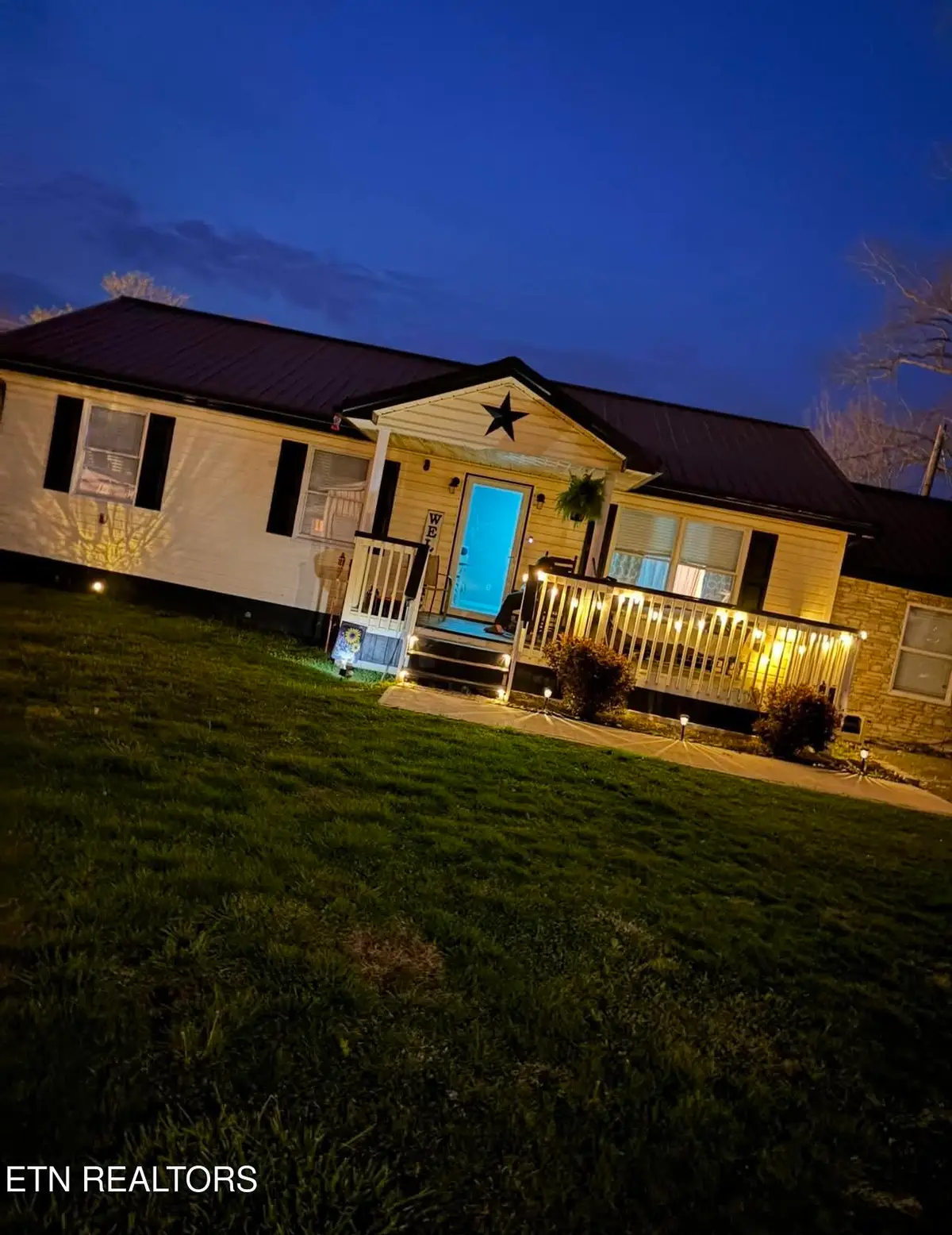 812 Worchester Ave, Middlesboro, KY 40965 - #1