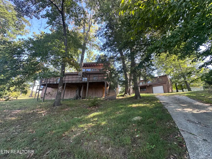731 Pleasant Grove Rd, Winfield, TN 37892 - #2