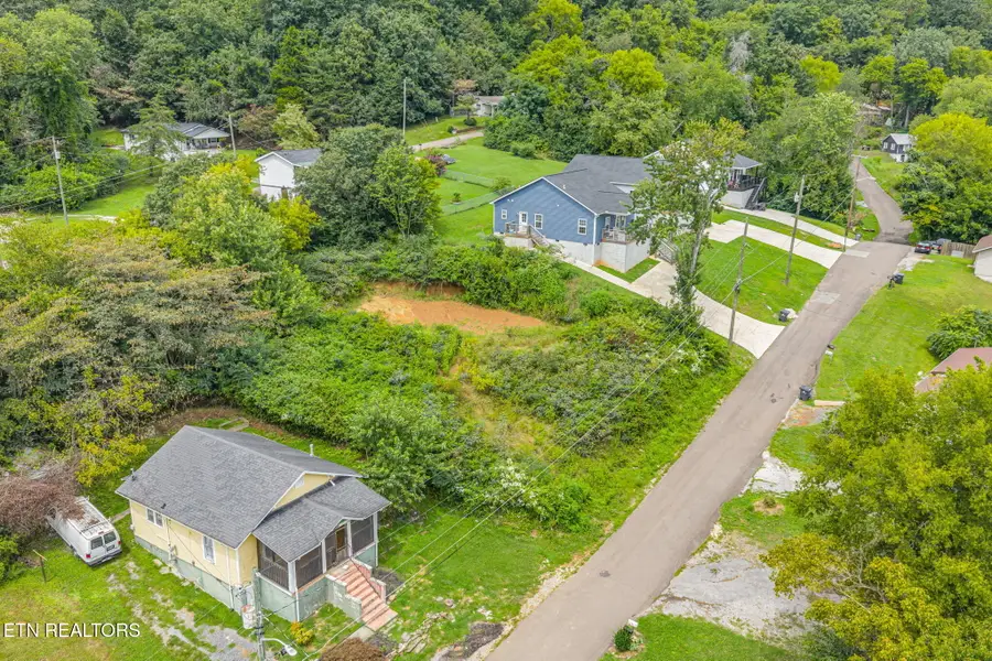 3317 Johnston St, Knoxville, TN 37921 - #3