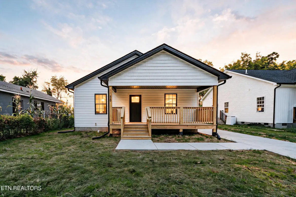 1135 Massachusetts Ave, Knoxville, TN 37921 - #1