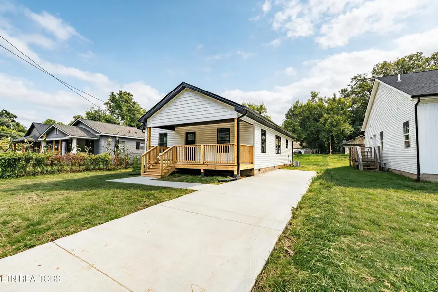 1135 Massachusetts Ave, Knoxville, TN 37921 - #3
