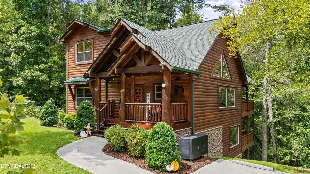 2706 Owls Cove Way, Sevierville, TN 37862 - #1