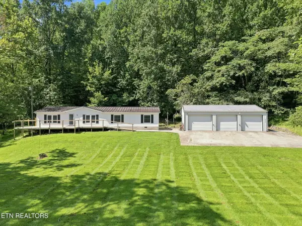 8111 Pickens Gap Rd, Knoxville, TN 37920