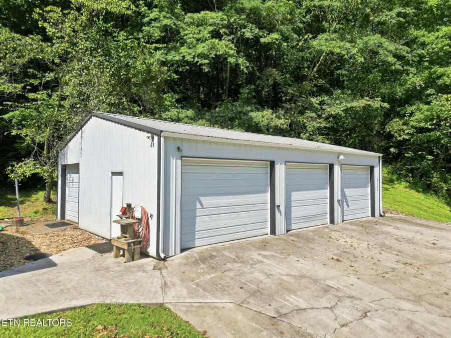 8111 Pickens Gap Rd, Knoxville, TN 37920 - #3