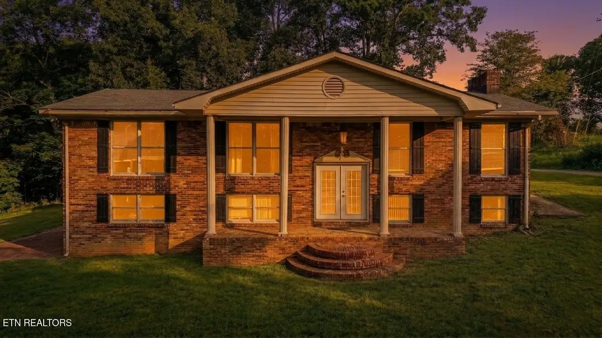1696 Clouds Rd, New Tazewell, TN 37825 - #1