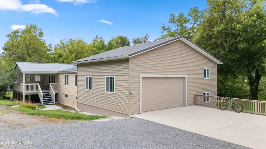 2125 Ellistown Rd, Knoxville, TN 37924 - #2