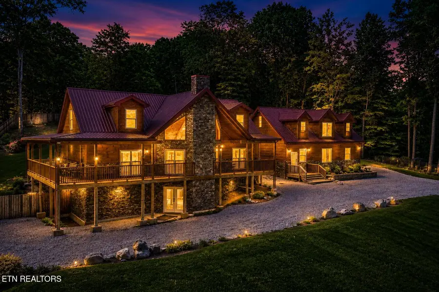 8521 Parker Rd, Corryton, TN 37721 - #3