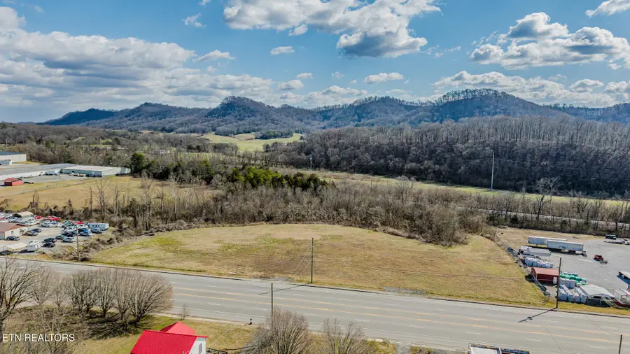 1229 U.s. 411, Etowah, TN 37331 - #2