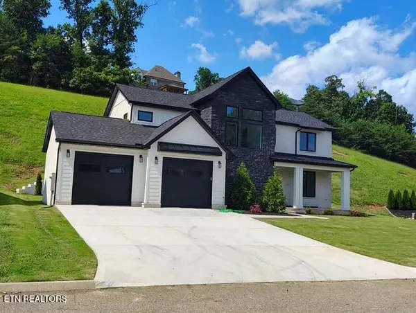 10237 Autumn Valley Lane, Knoxville, TN 37922