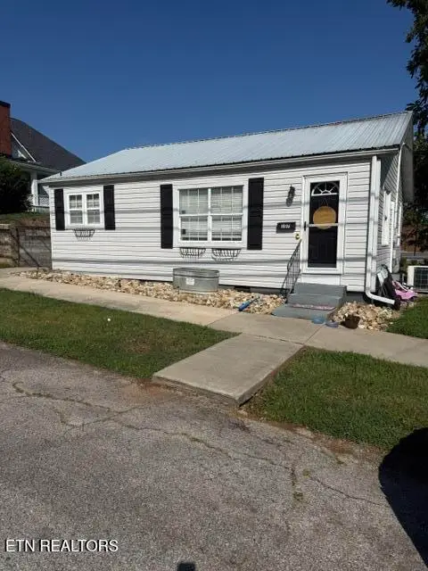 107 Trenton St, Harriman, TN 37748 - #2