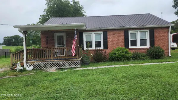 127 Washington St, Celina, TN 38551