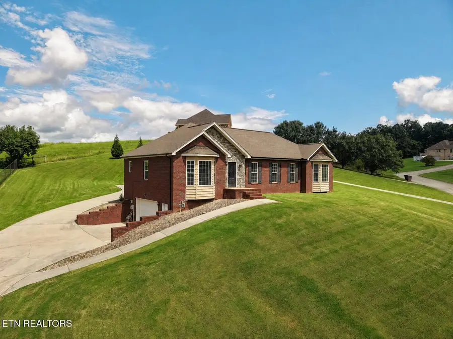 3038 Waters Edge Drive, Morristown, TN 37814 - #2