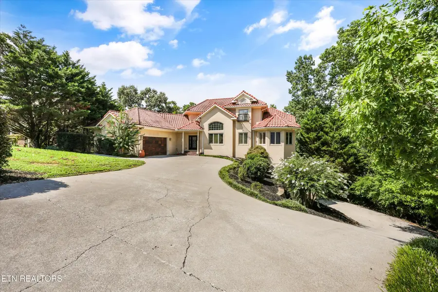10315 N River Tr, Knoxville, TN 37922 - #2