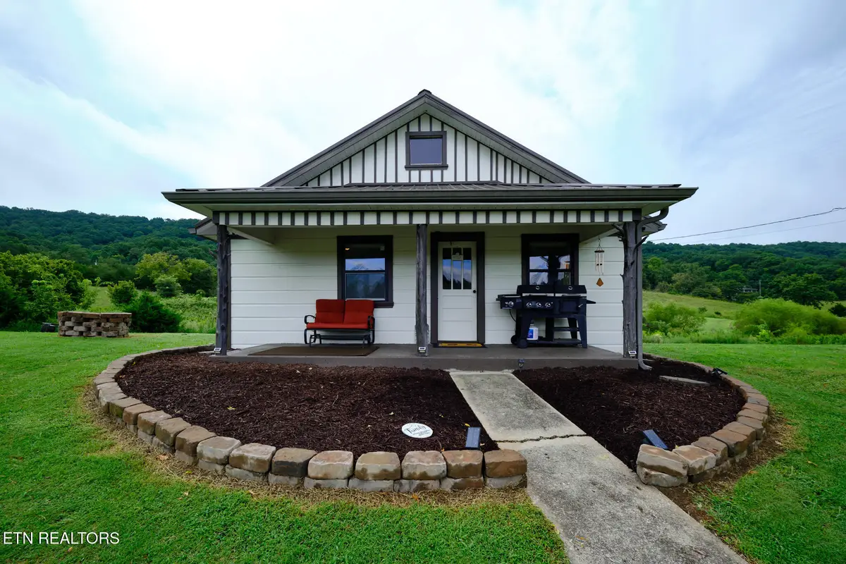 275 Lawson Rd, Bulls Gap, TN 37711 - #1