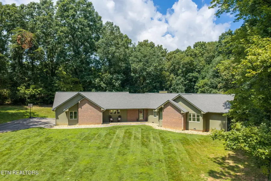 2082 Ridgewood Drive, Jefferson City, TN 37760 - #2