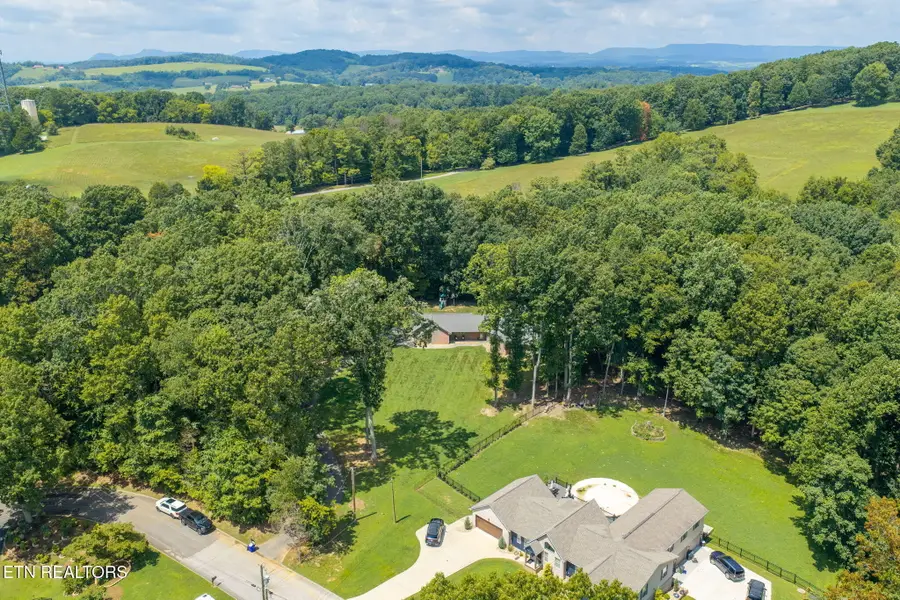 2082 Ridgewood Drive, Jefferson City, TN 37760 - #3