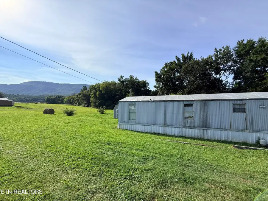 406 Mcgaha Chapel Rd, Cosby, TN 37722 - #2