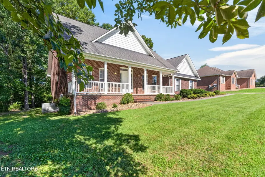 525 Kings Row, Crossville, TN 38571 - #3