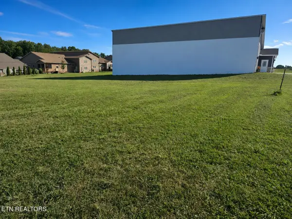 20 Juniper Lane, Crossville, TN 38555