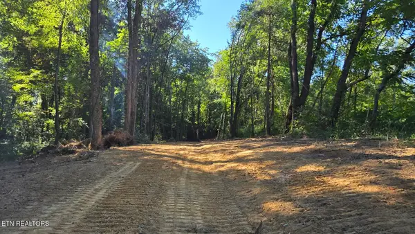 Shady Lane, Oneida, TN 37841