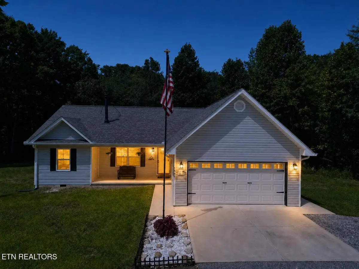 1561 Bicknell Rd, Clarkrange, TN 38553 - #1