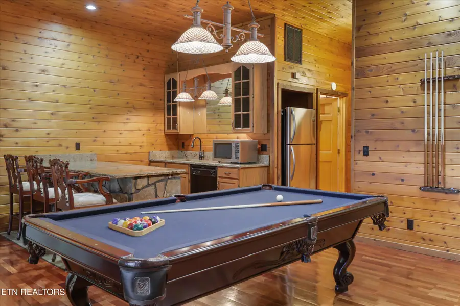 1186 Deerfield Way, Lafollette, TN 37766 - #3