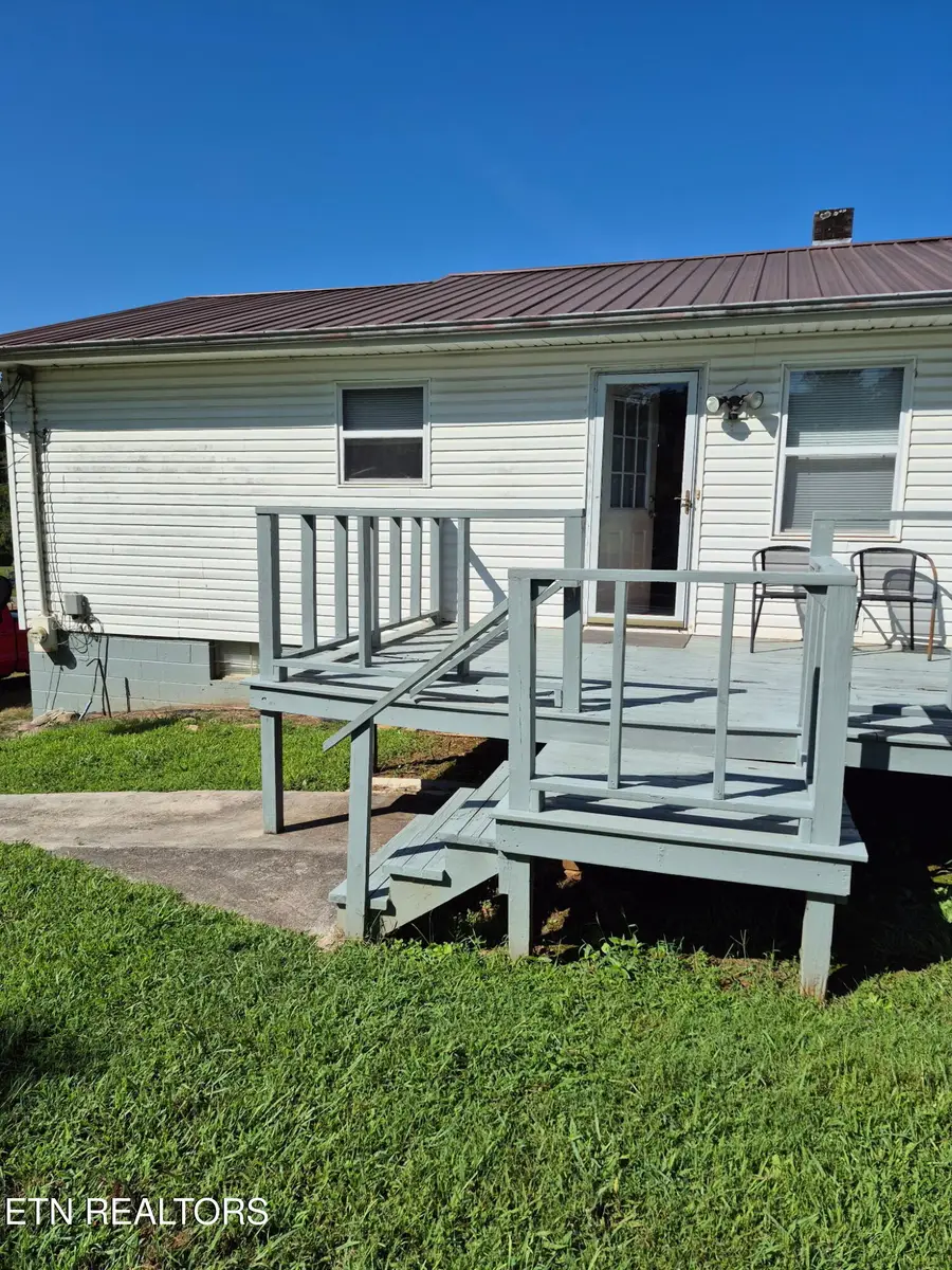 765 Old State Rd, Tellico Plains, TN 37385 - #3