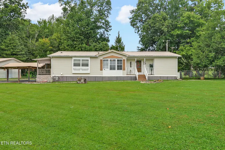 592 Heidel Rd, Wartburg, TN 37887 - #2