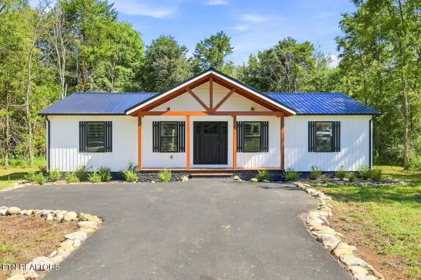 3614 Cove Lane, Baneberry, TN 37890