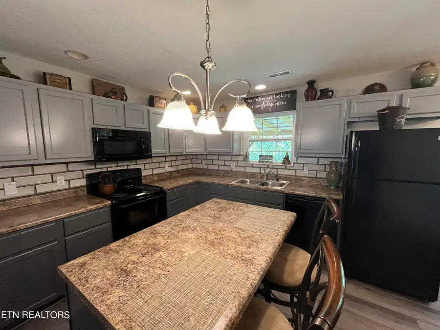 8201 Oak Terrace Lane, Powell, TN 37849 - #3