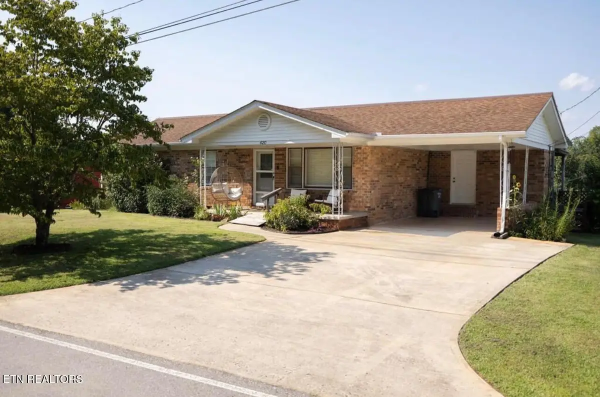 420 Thompson Weiman Rd, Sparta, TN 38583 - #1