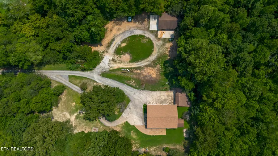 312 Woolsey Rd, Harriman, TN 37748 - #2