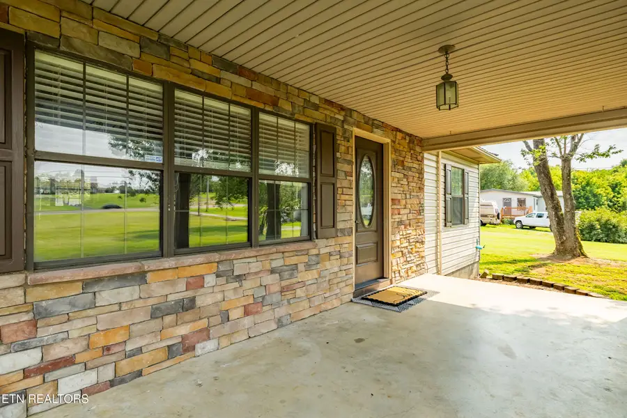 170 Dotson Rd, Greenback, TN 37742 - #3