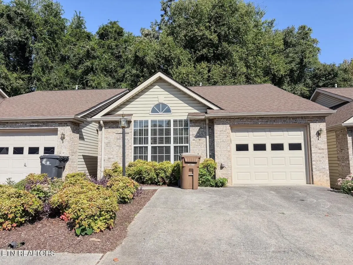 4611 Jay Way, Knoxville, TN 37909 - #1