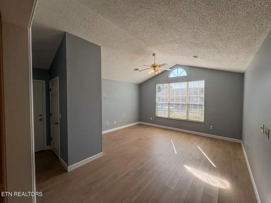 4611 Jay Way, Knoxville, TN 37909 - #3